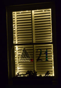 2025 Gwydir St festive window
